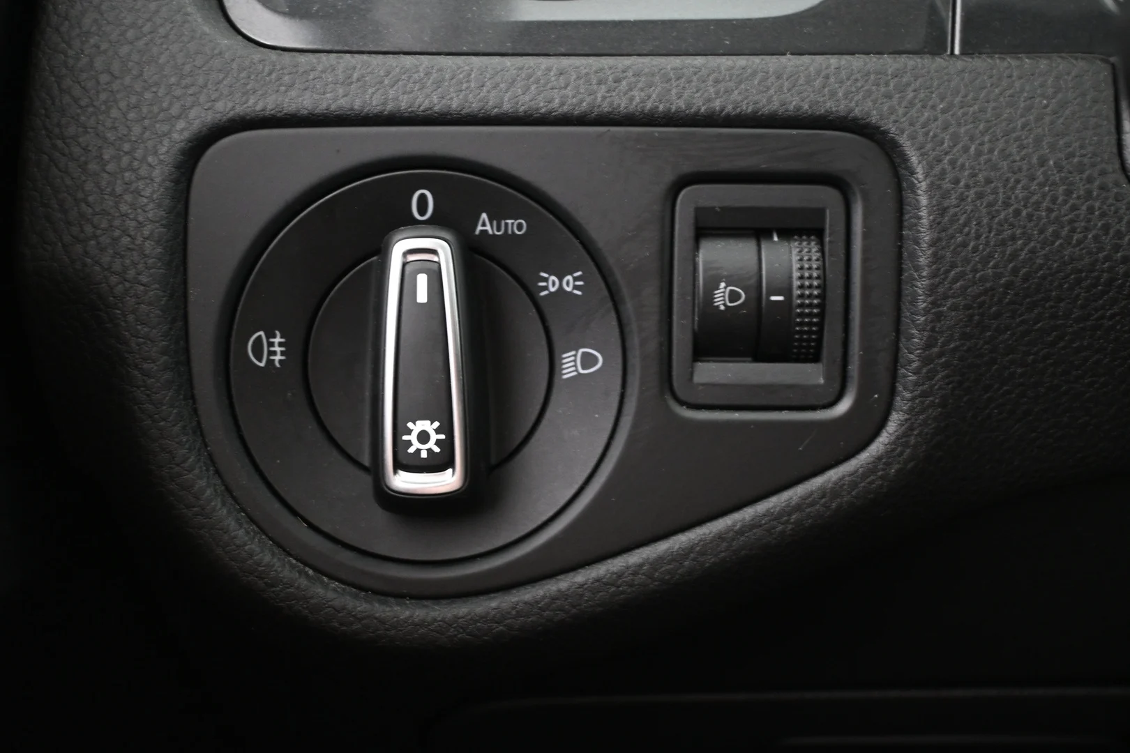 Car Image - 3e6bcMUSCWsN0Zbe8oiAQj