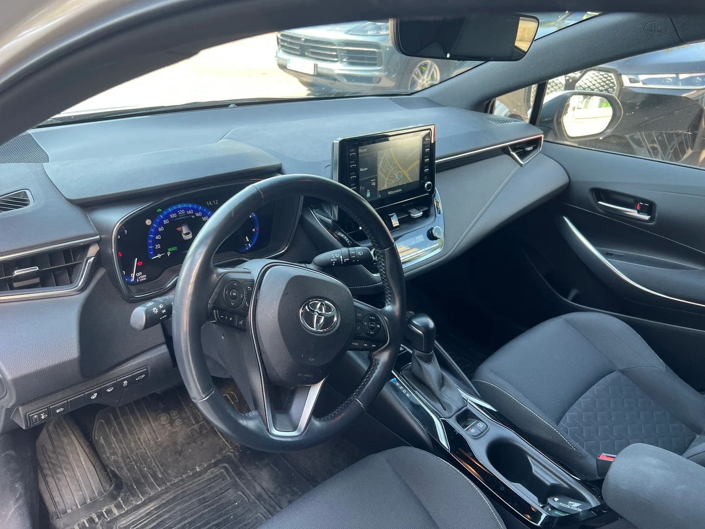 Car Image - 7lM1w047f14eWF8xR5e4LT