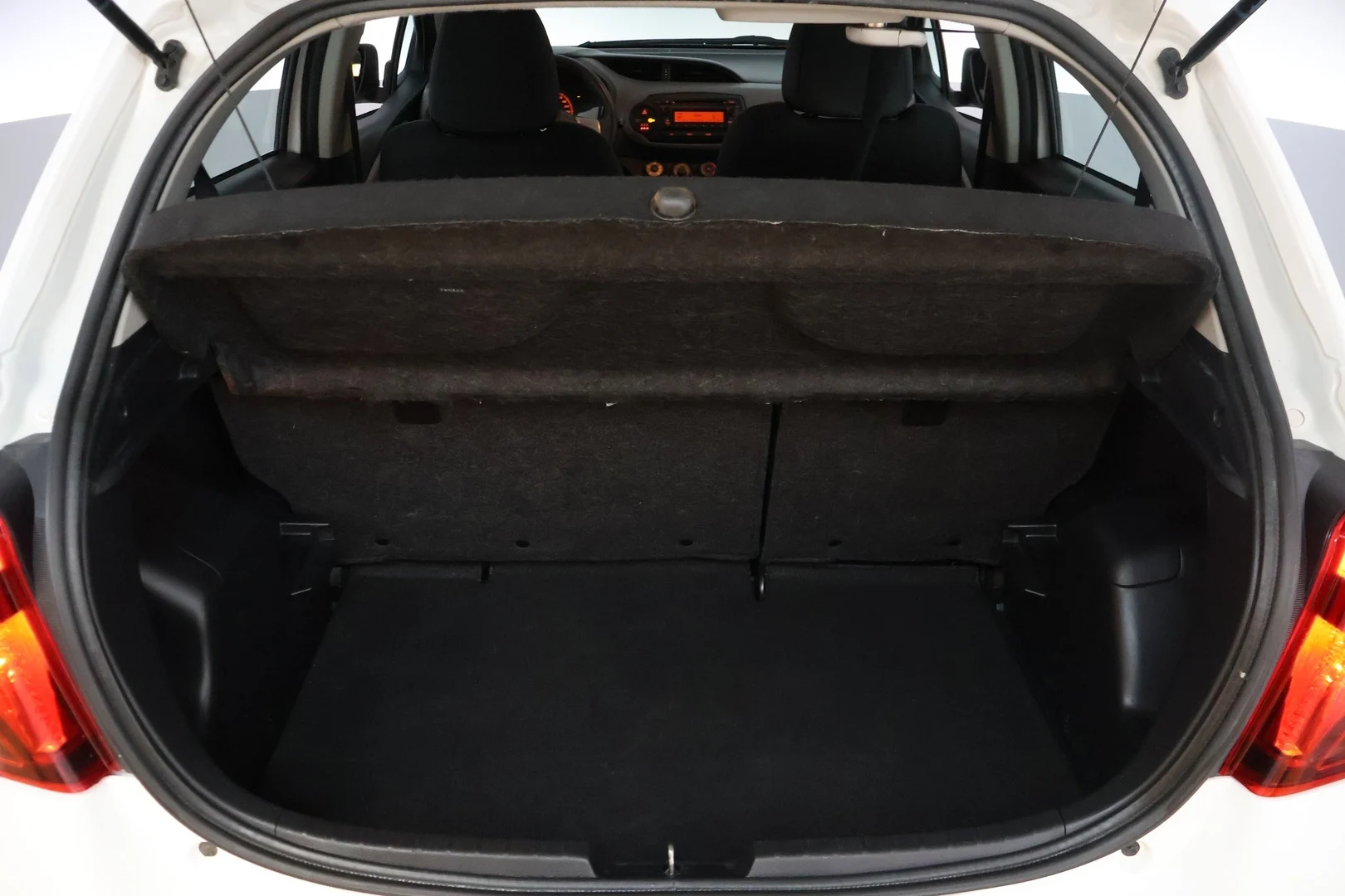 Car Image - 1494H6S3zxX0qKKLmg81tZ