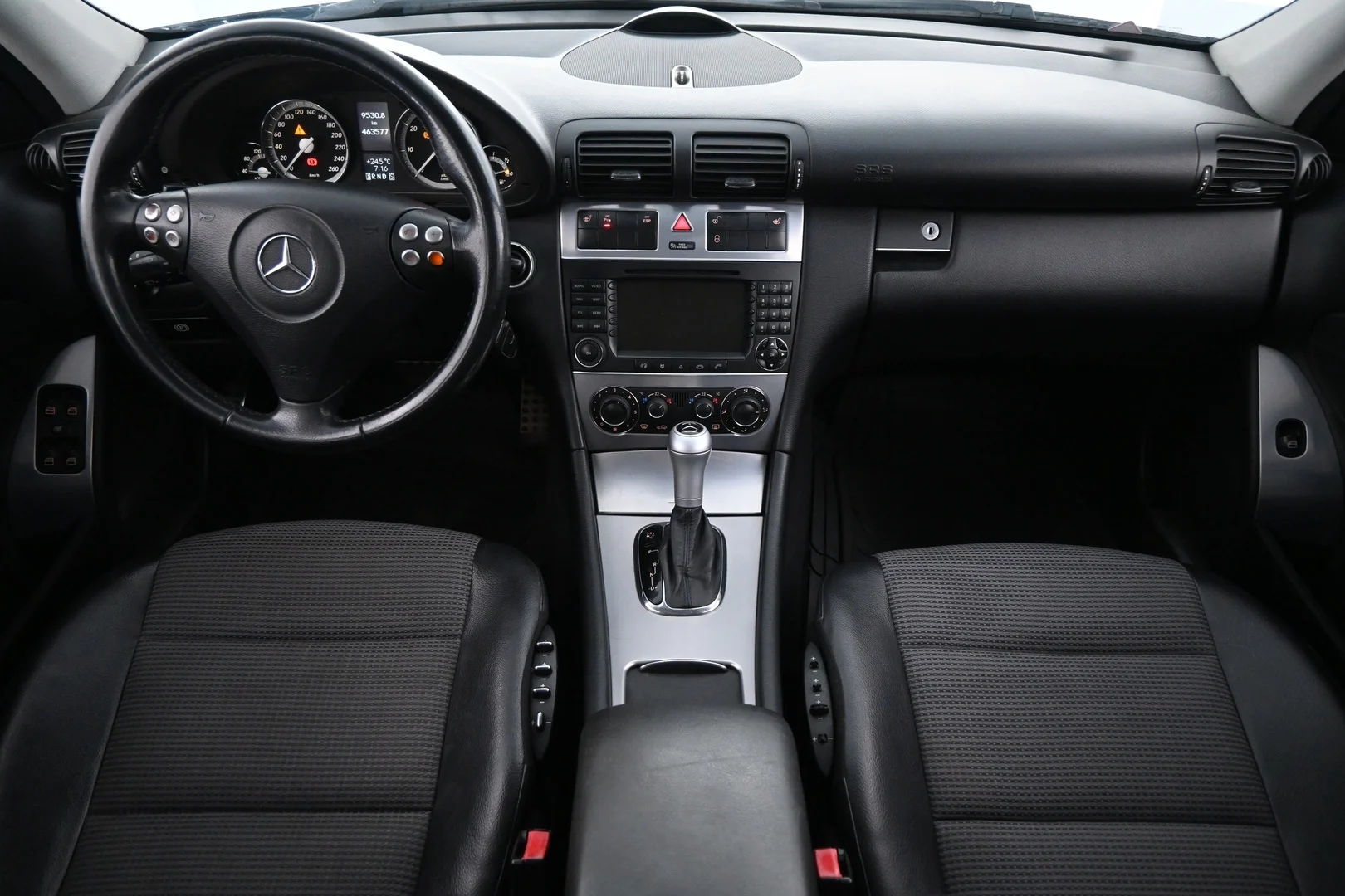 Car Image - 6t9wU8VhHvX8XAzQ8oSyHj