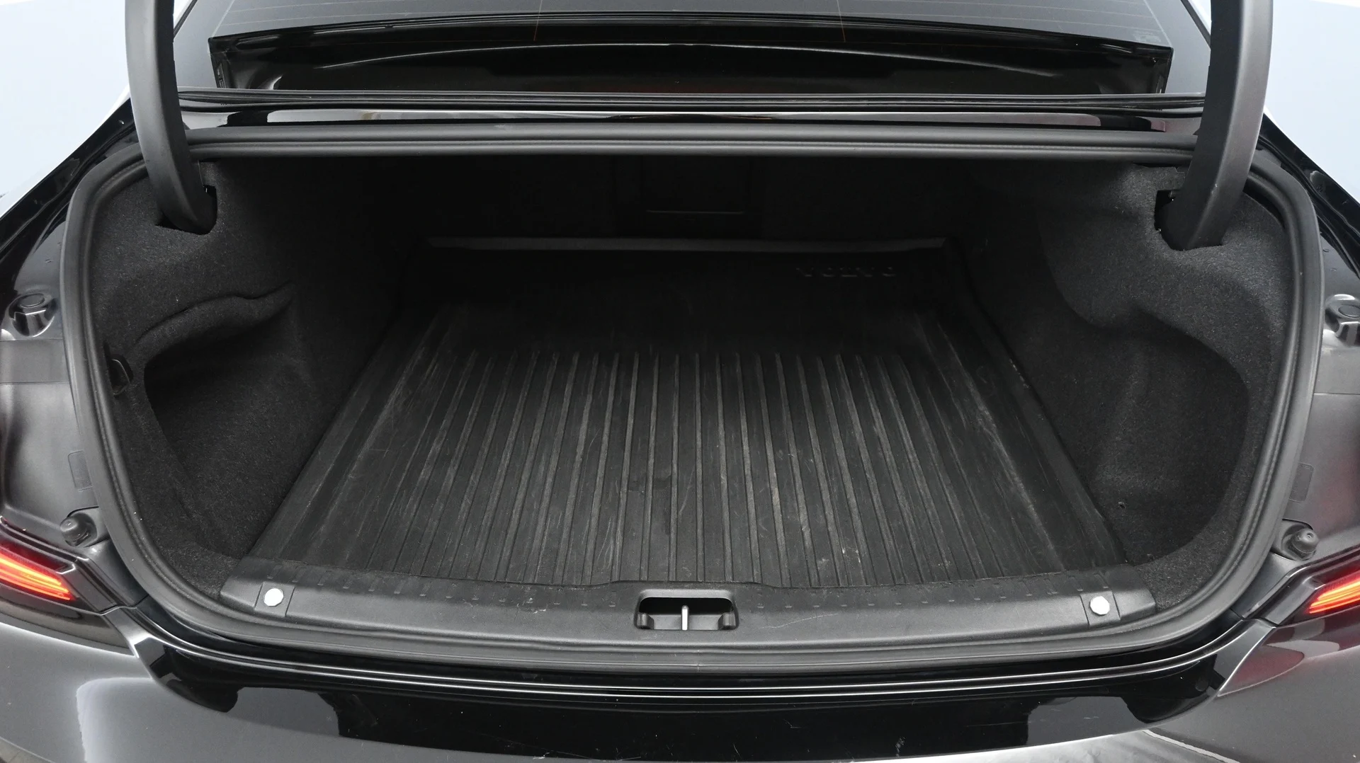 Car Image - aoEnRcrJ8agStMQy5ISAU