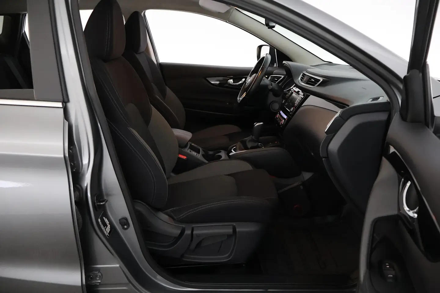 Car Image - 1pKFR9TcvWvGrY695XXTbs