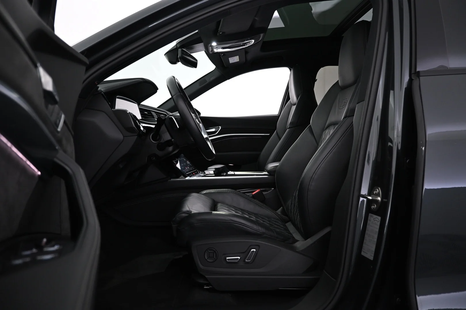 Car Image - 53EJk85fKzs2i62ZgNqfWo