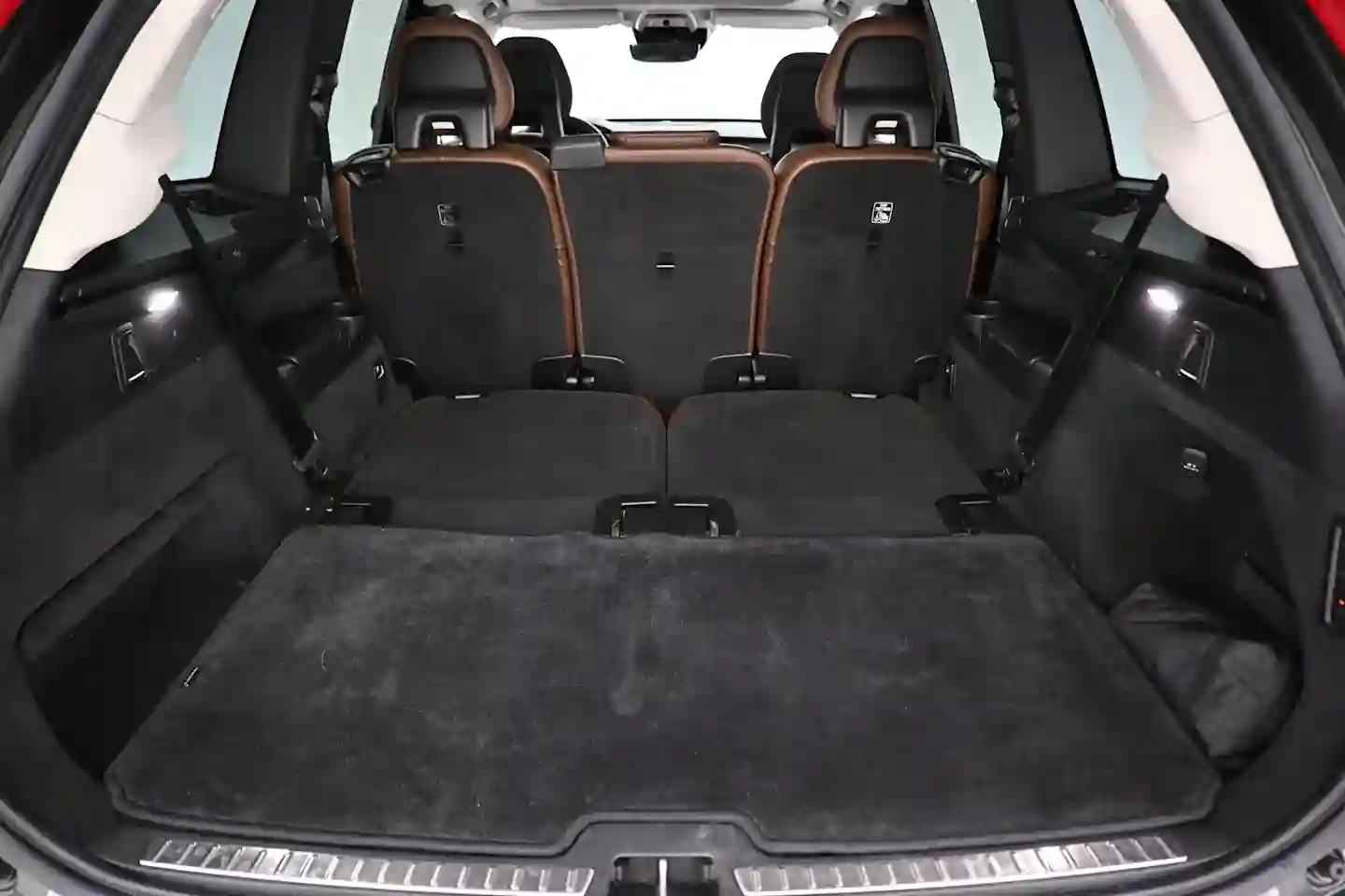 Car Image - 5xJdtLViyZMnSACuOc9XE2