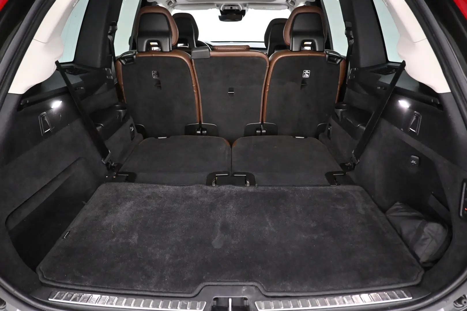 Car Image - 5xJdtLViyZMnSACuOc9XE2
