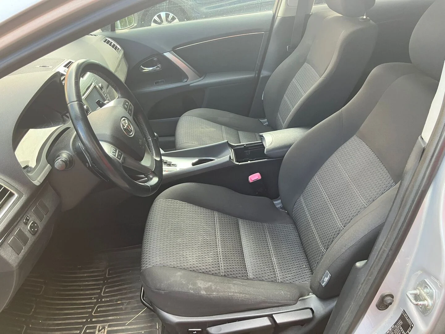 Car Image - 7A5O98pScMkUm6PxzB69N3