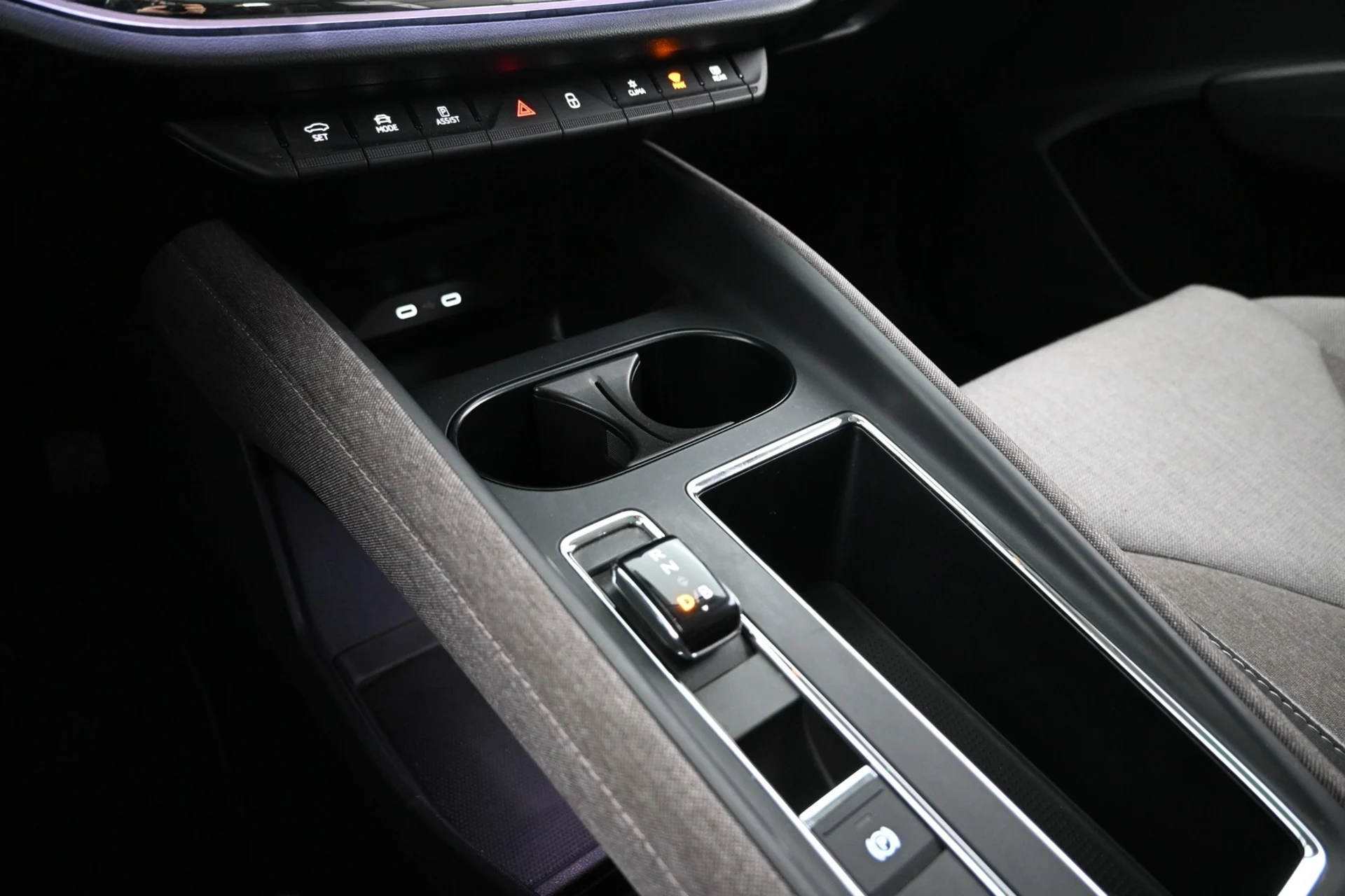 Car Image - c3Sl2OHwcOoI9r9ZKjoXY