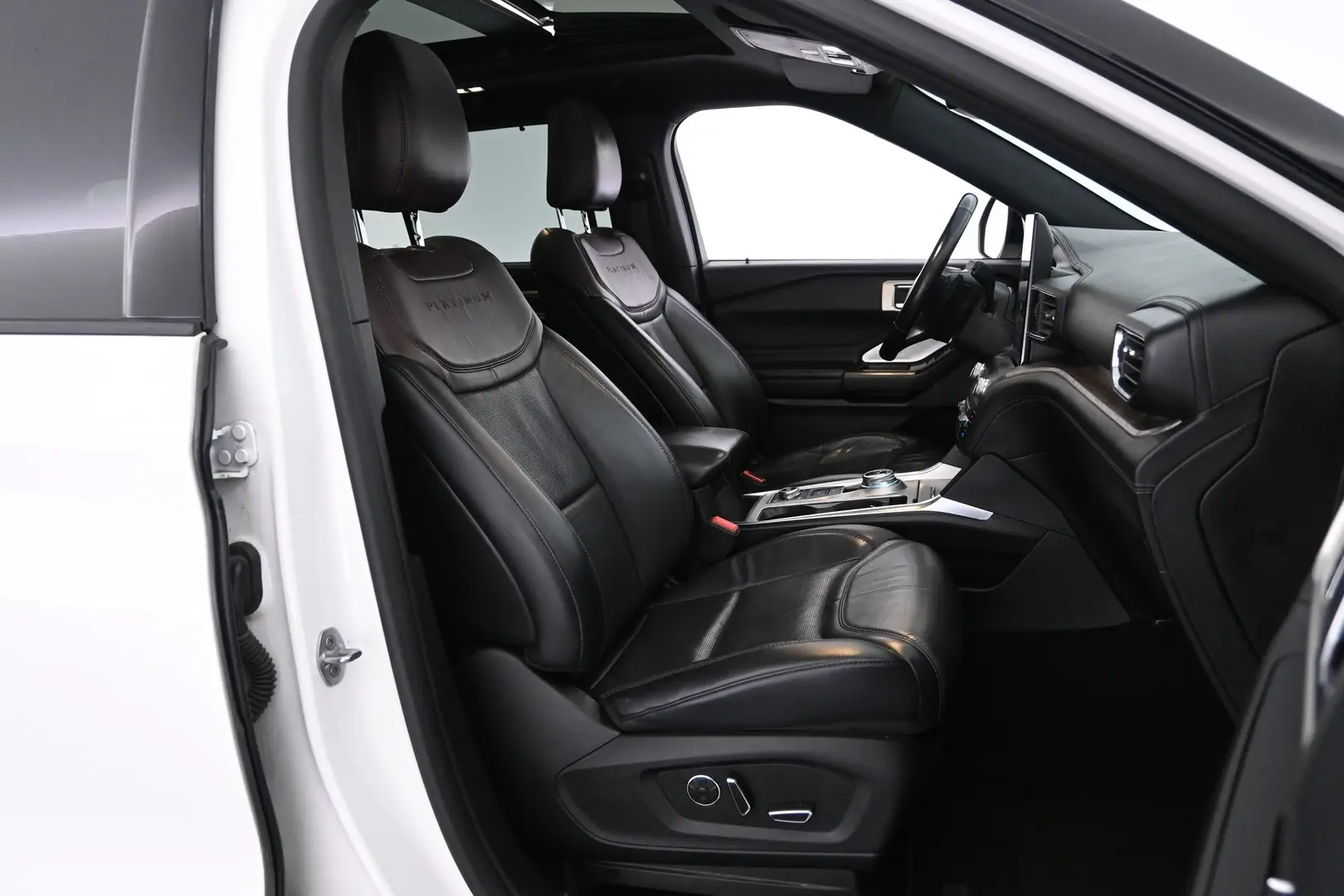 Car Image - 3tUXM4OLHujTWzotbVIg0Y