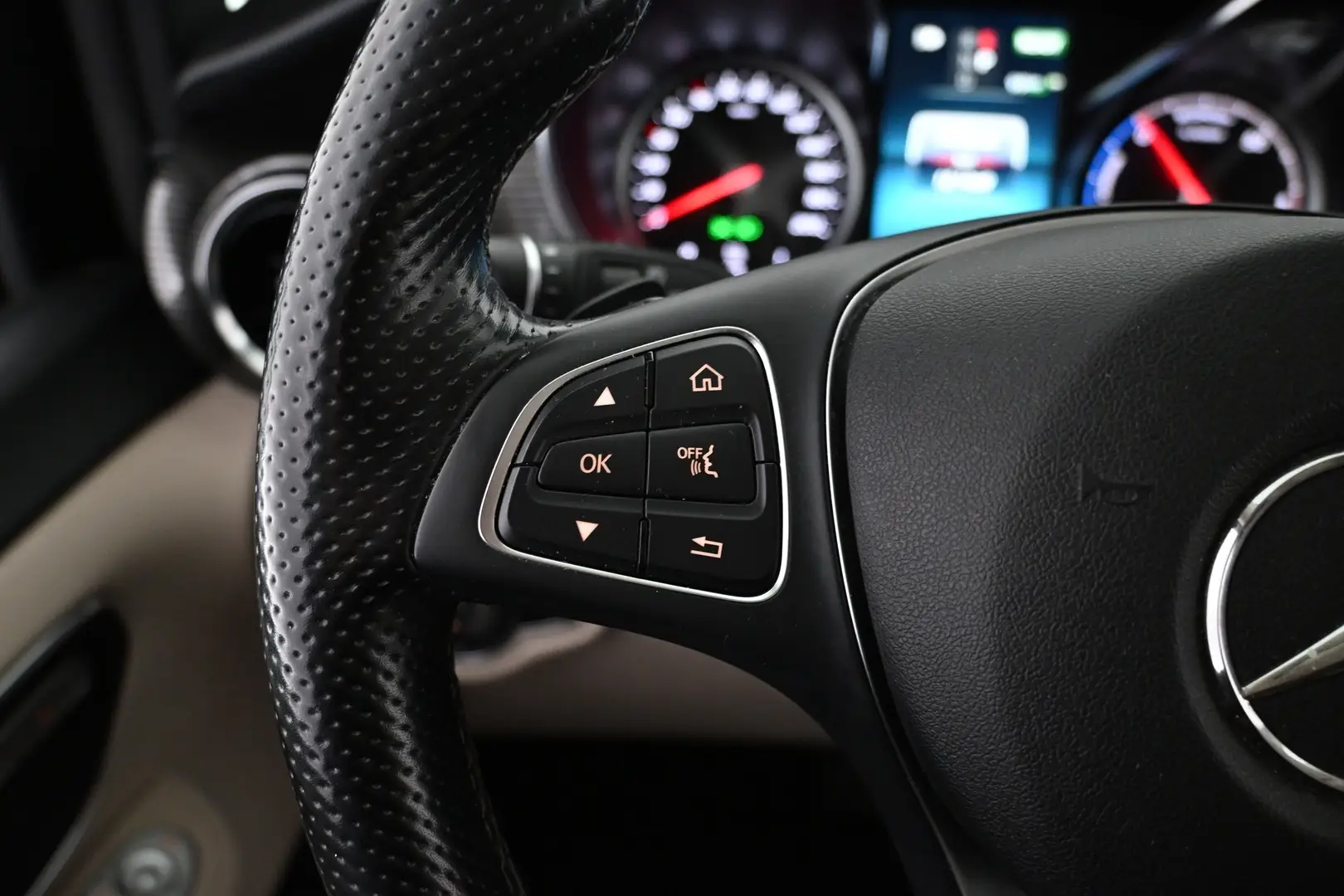 Car Image - 6Ufz4DaeryJ0qQVRkNadZG
