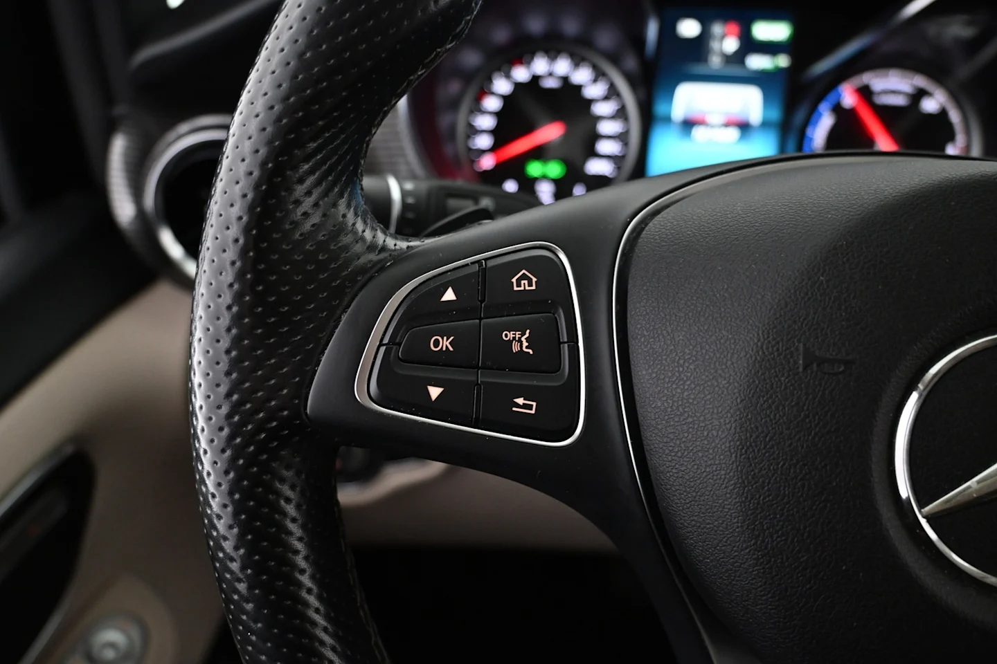 Car Image - 6Ufz4DaeryJ0qQVRkNadZG