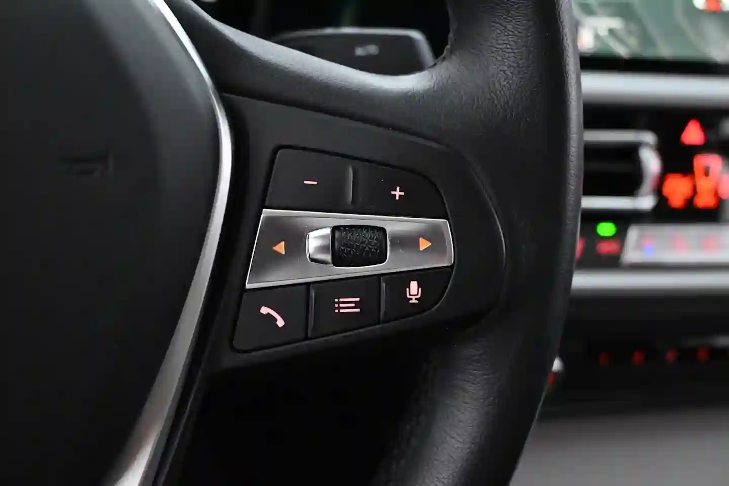 Car Image - W7nJhV8wku5jfss16vAde