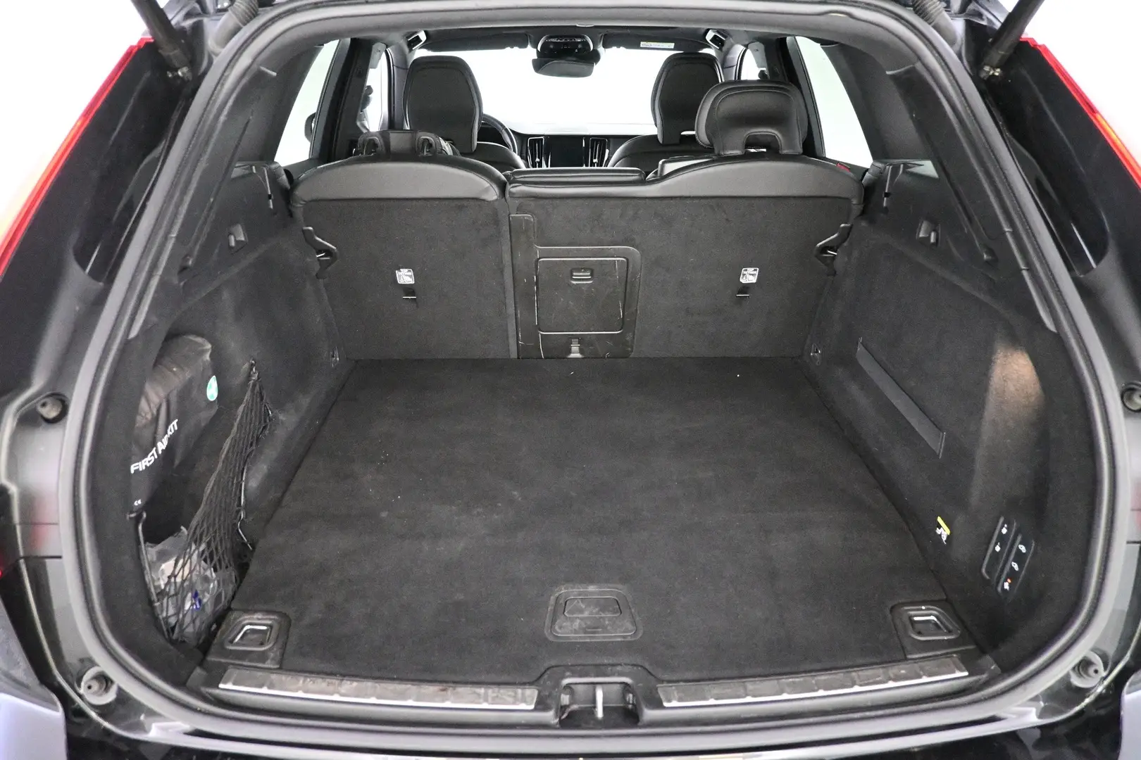 Car Image - 30X54wTDXm0rPozbIwtCU9