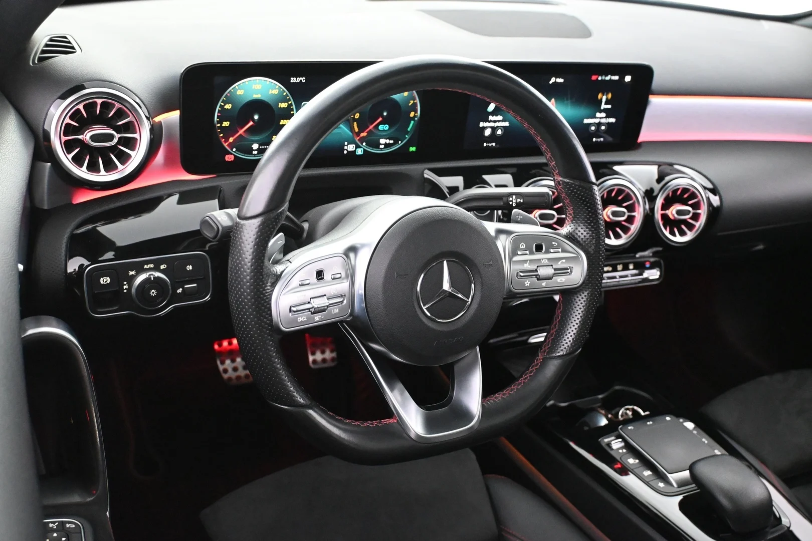 Car Image - 2LoqmpisSTPi7fncShVfVF
