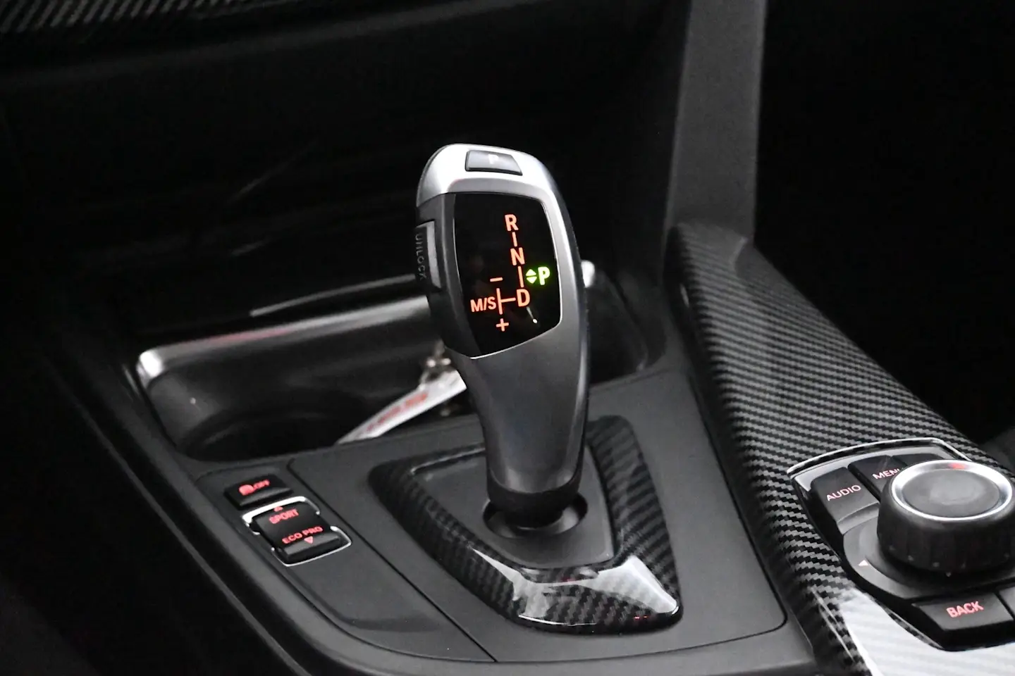 Car Image - xTTOVWgoigXYlx2ybWEaB