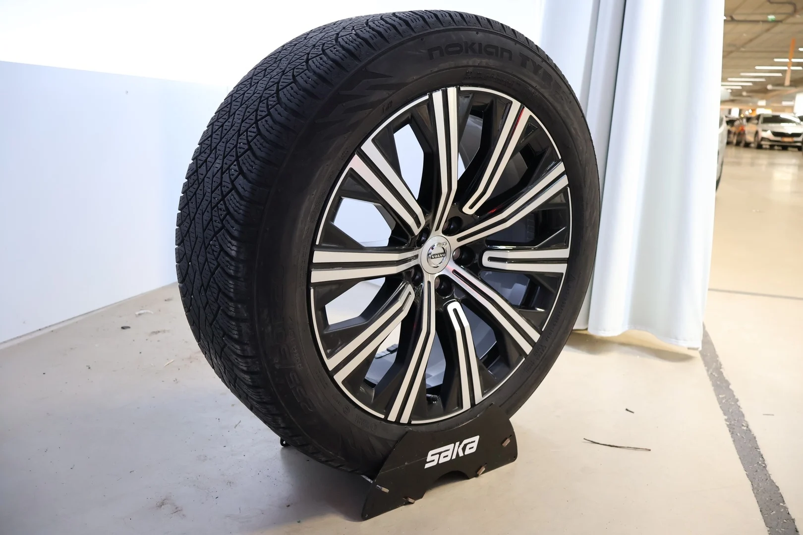 Car Image - GWCcS5BVu1UD7iGJnrbja