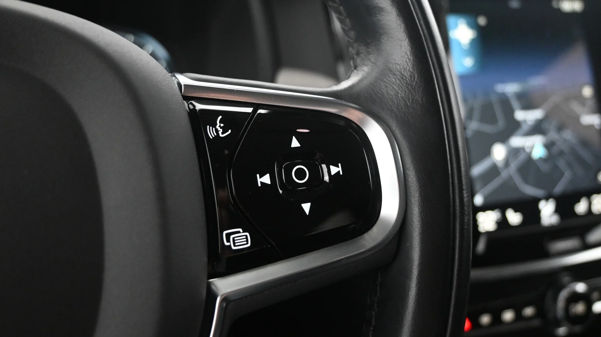 Car Image - 6NLX5z41E88iJqrnKELbK7