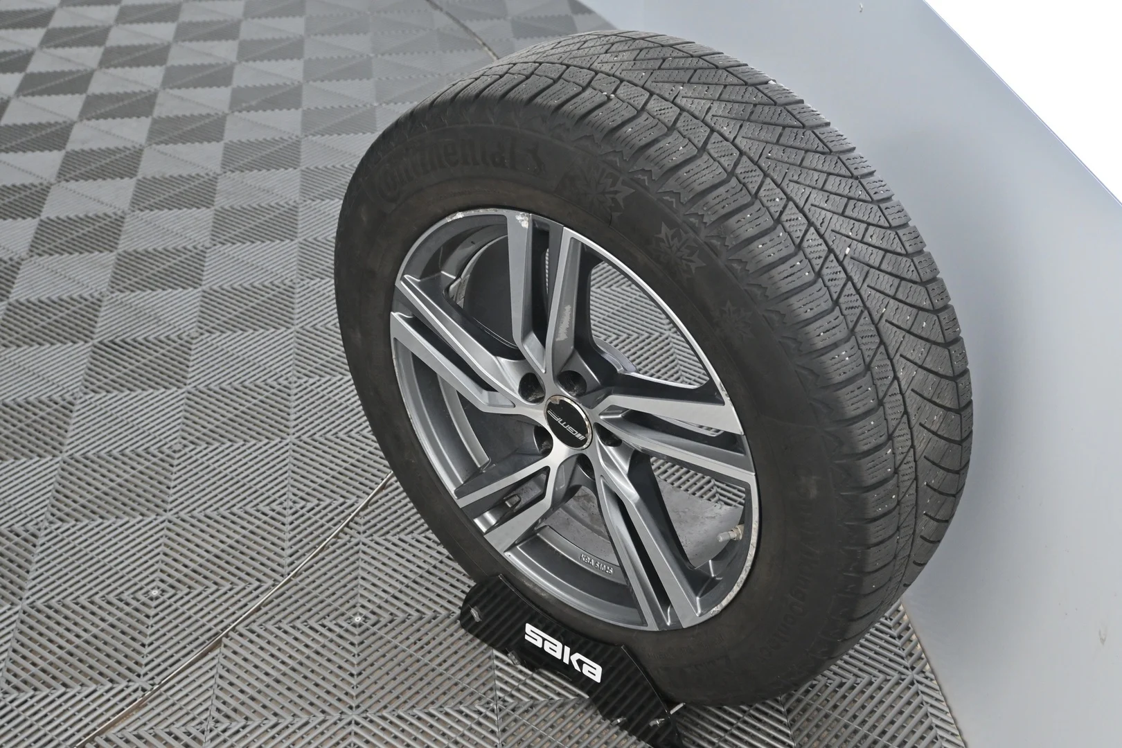 Car Image - jwMYxpPkIgElXEqgB3wop