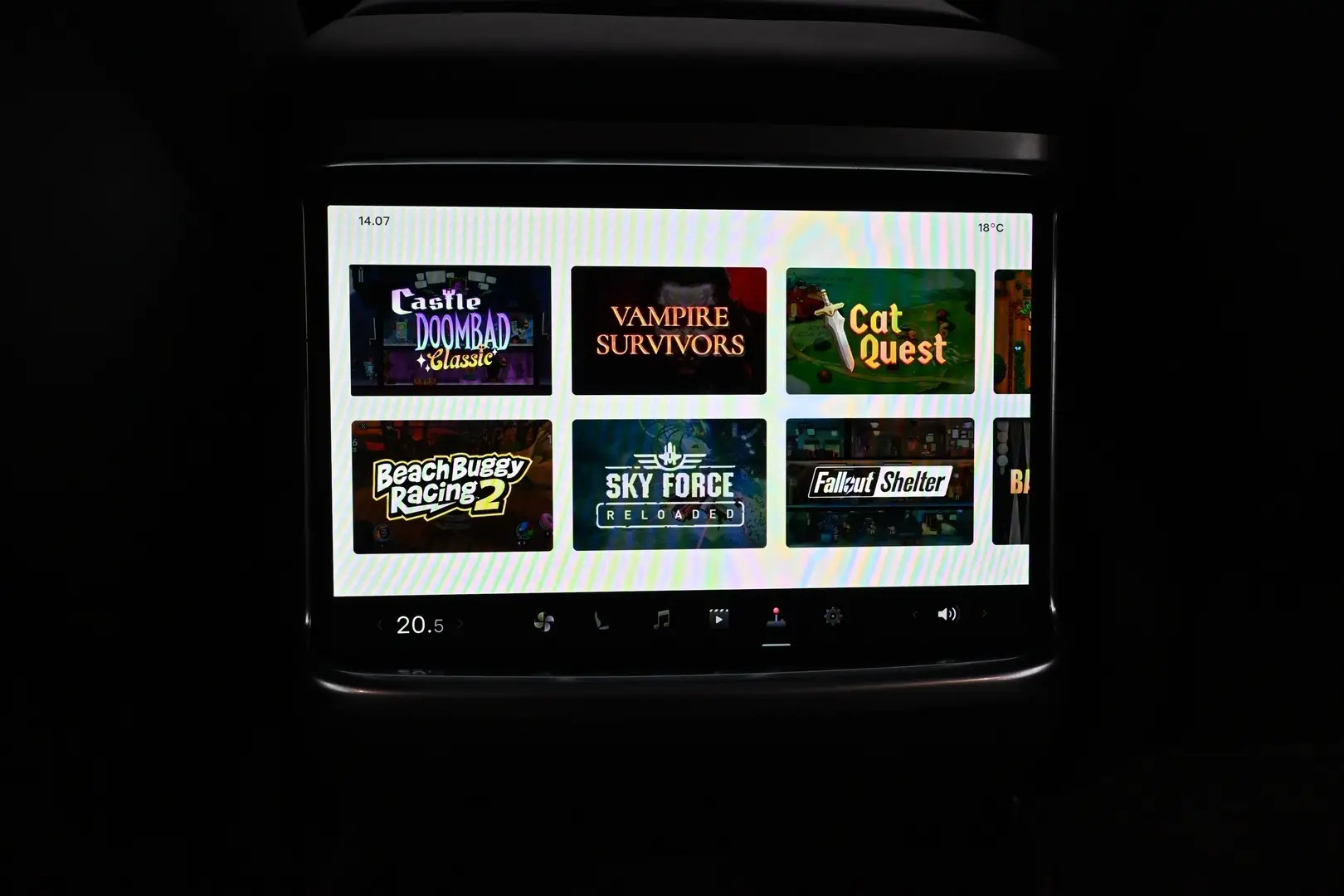 Car Image - 7kbRt0kGRE7isqF990QnTN