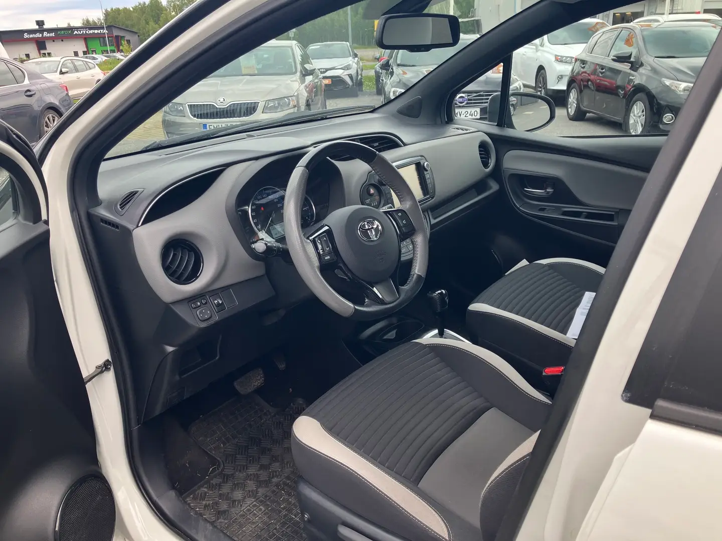Car Image - tANd56e4Aq4nLHIhpZrZH