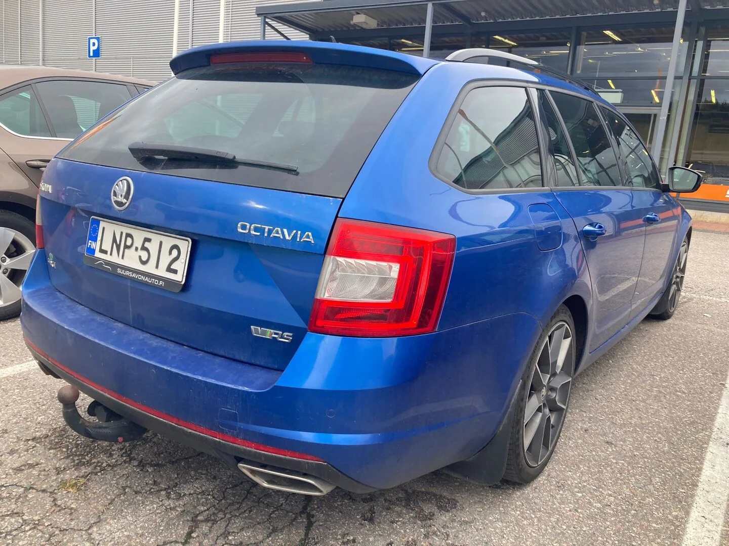 Car Image - 3RPLhLTITcuovht4F8HctO