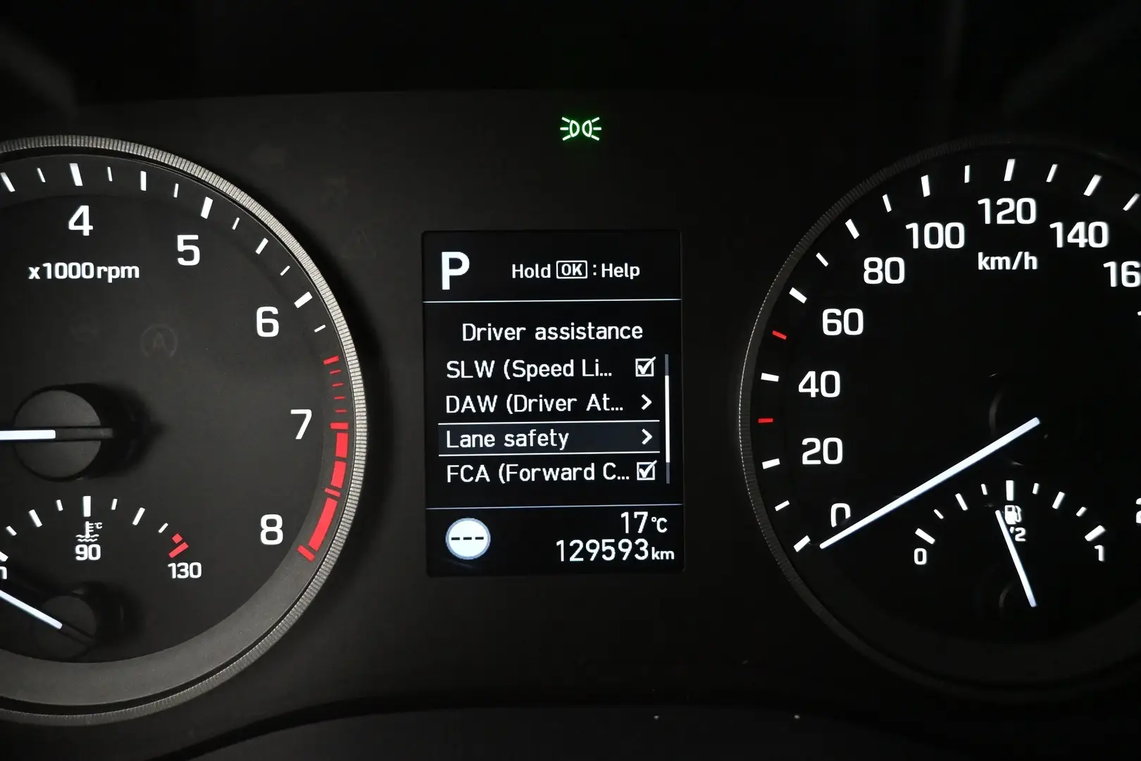 Car Image - 6CRFix35jrlwSxal4TvkbY
