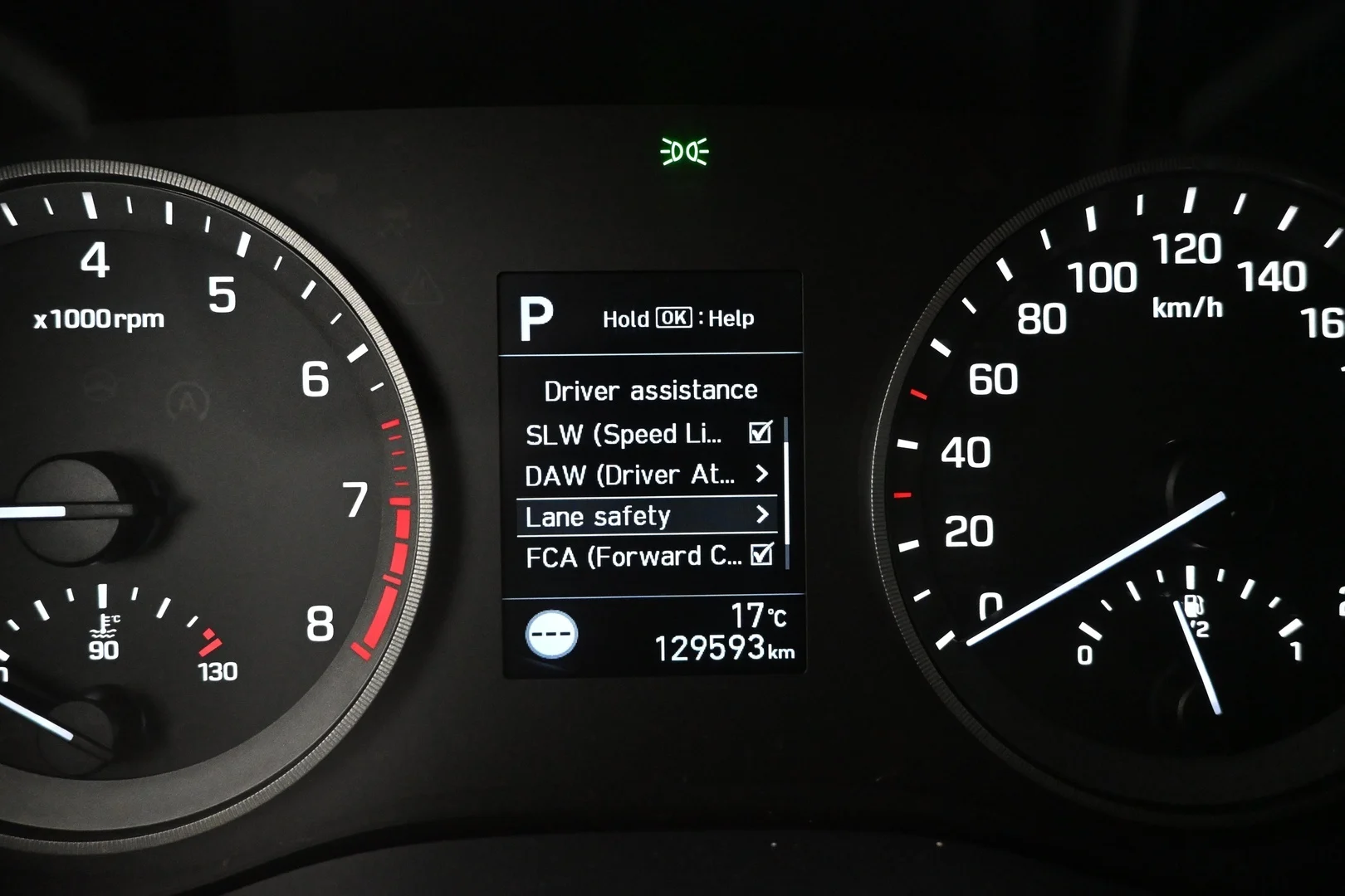 Car Image - 6CRFix35jrlwSxal4TvkbY