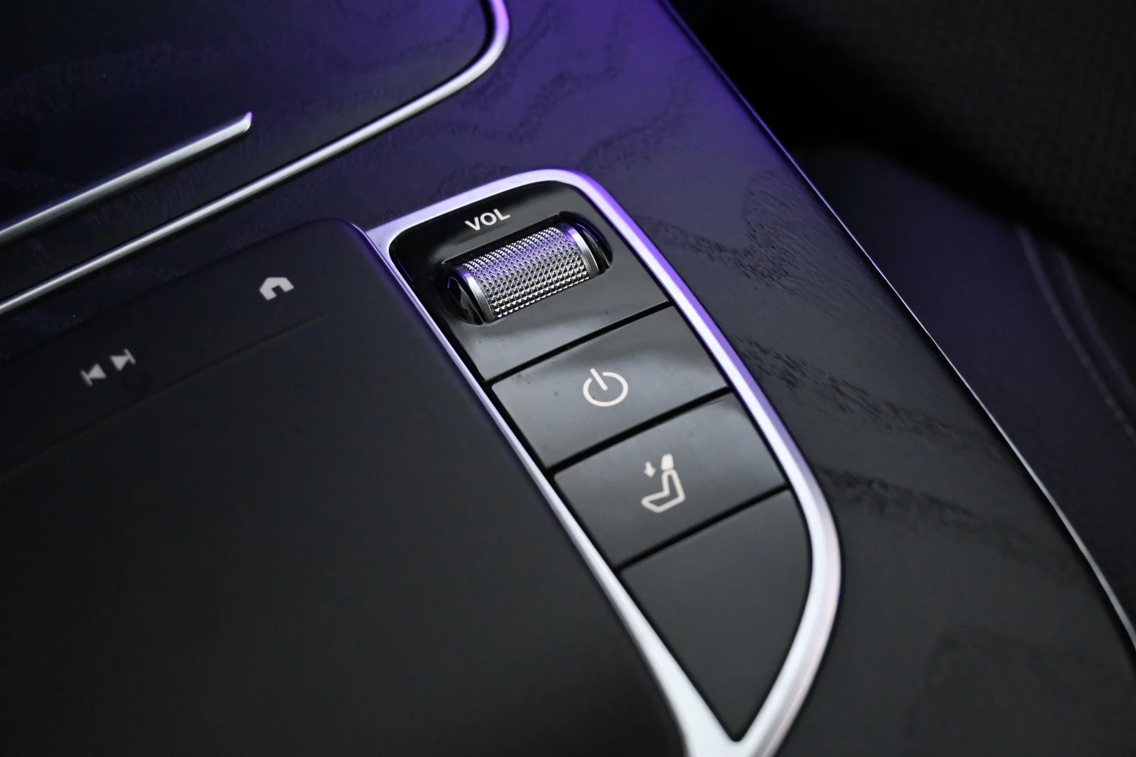 Car Image - 1VmwuwBLUvAt5dzi5gdI3w