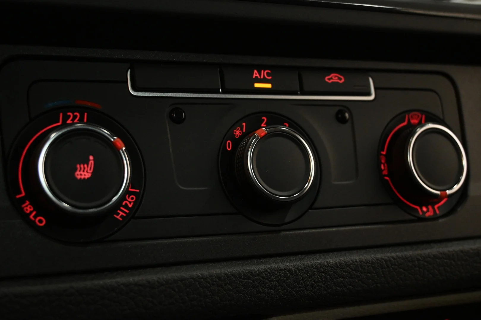 Car Image - 1Edraztgge8INnCCDYbMo8