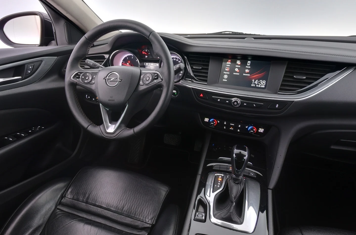 Car Image - 5dM8KUYFjm80xpGb3SBq3X