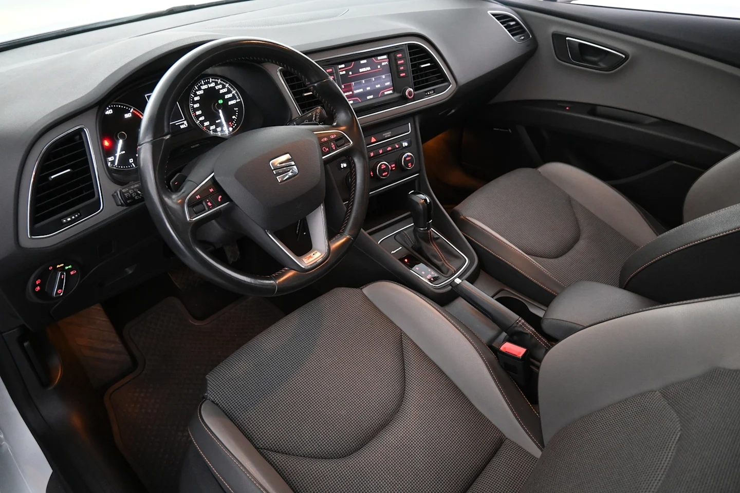 Car Image - 5gp9ZSCxfILE8Vvz5bSlpy
