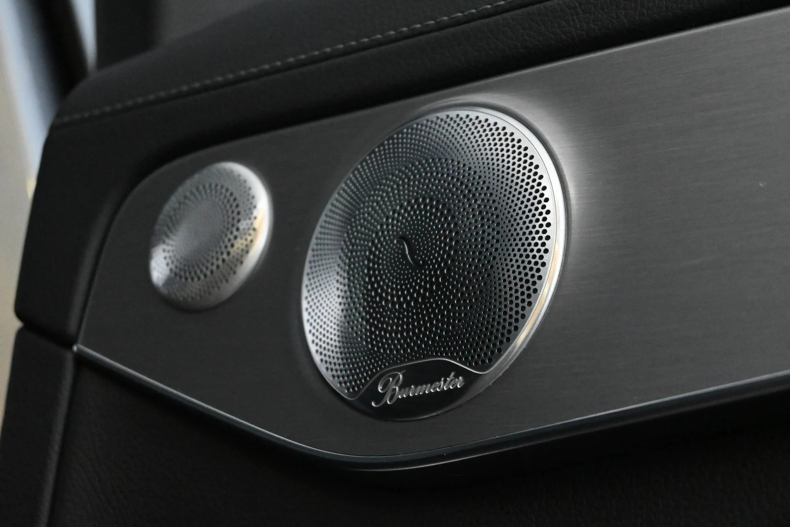 Car Image - 7dHGid6Zq1DvDHPy2uqlW5