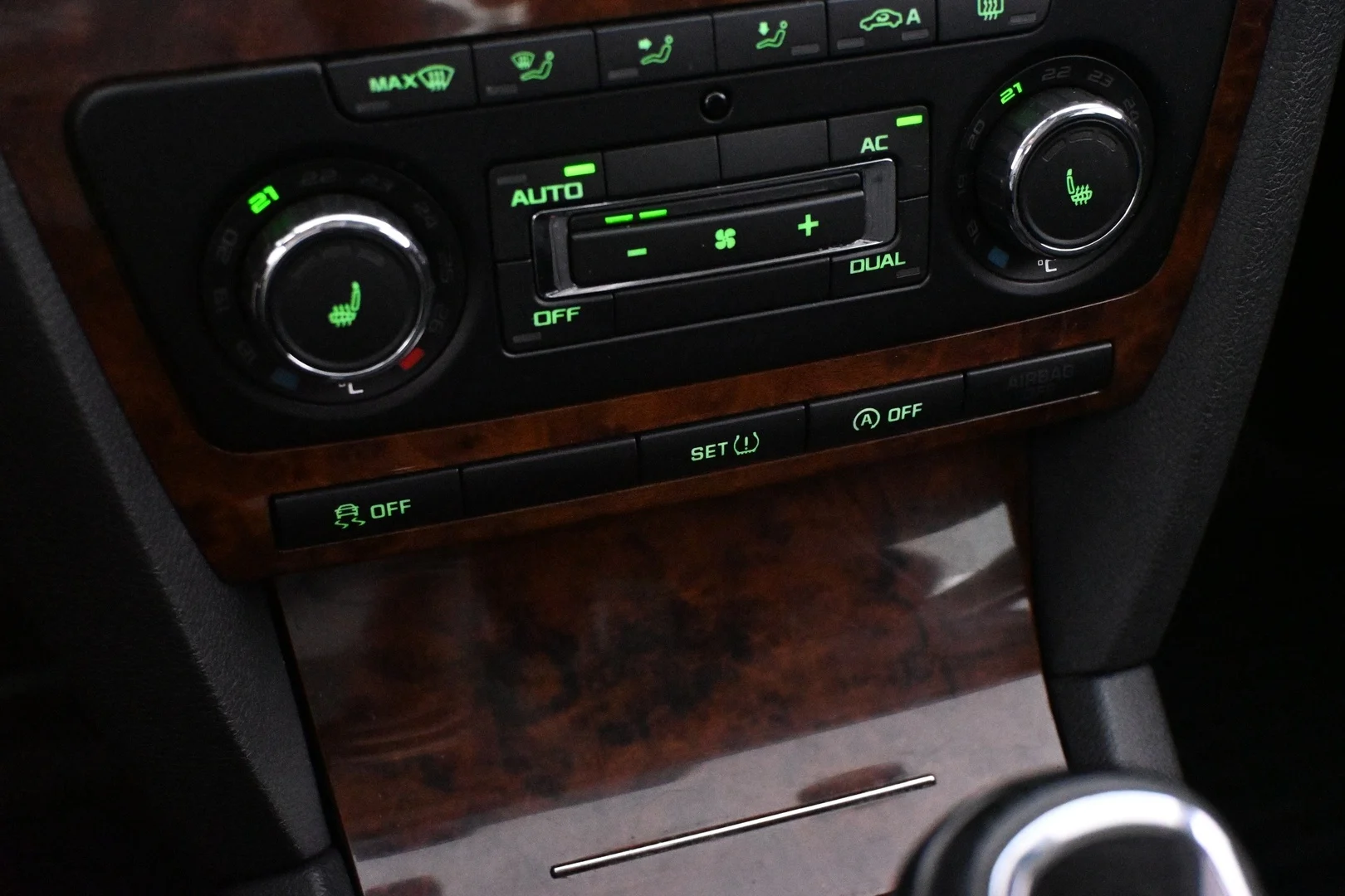 Car Image - 2ue7NDpYLq3REApaQOGVRO
