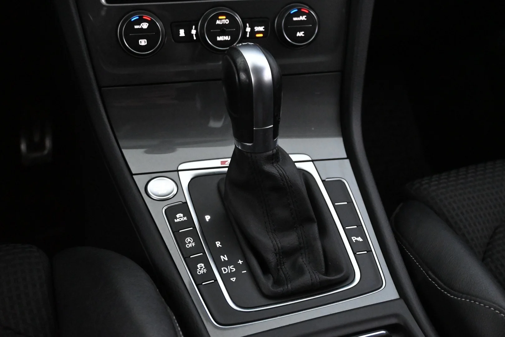 Car Image - 63ue23j6EtuYHdPYboJdtG