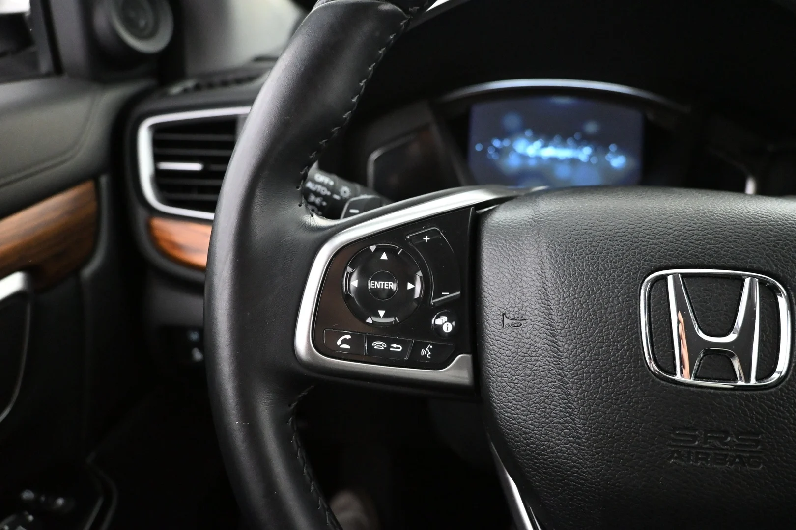 Car Image - 4B2s942IgktWgNc782bD7X