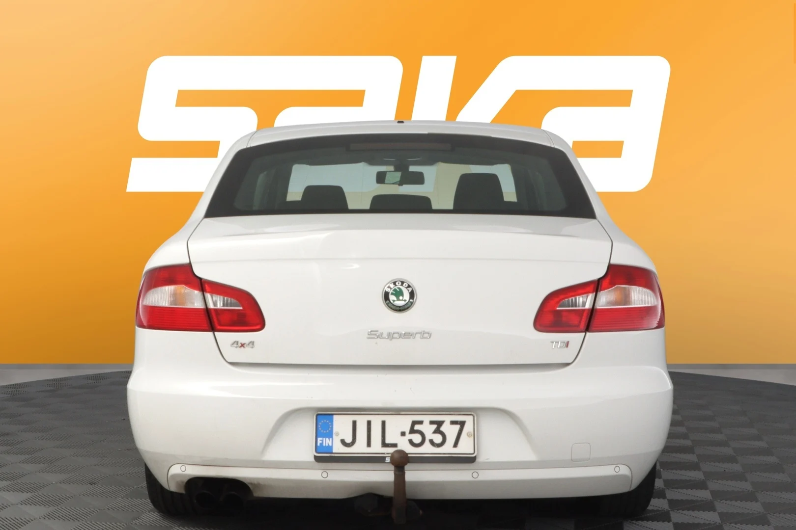 Car Image - 3I5gdL4Eq1CRyXhj6snyIv