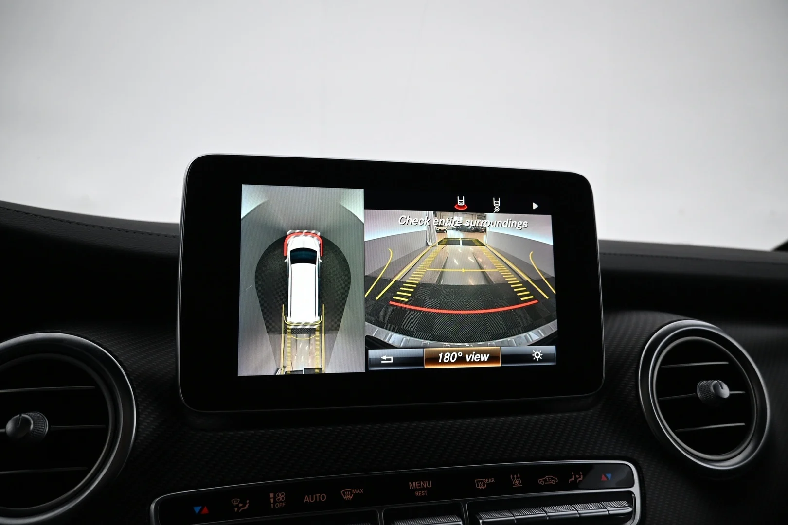 Car Image - 7skbhjry1touGIg4C16vKD