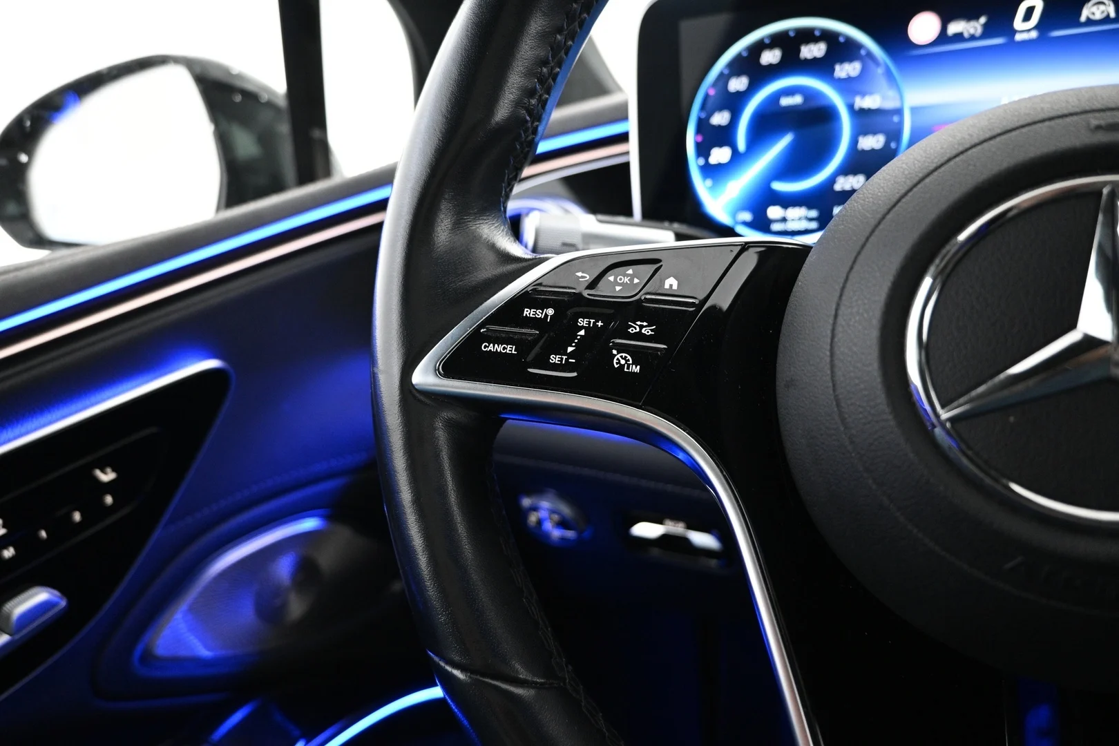 Car Image - 7rj2AW76FbtXpZYCYSvDjU