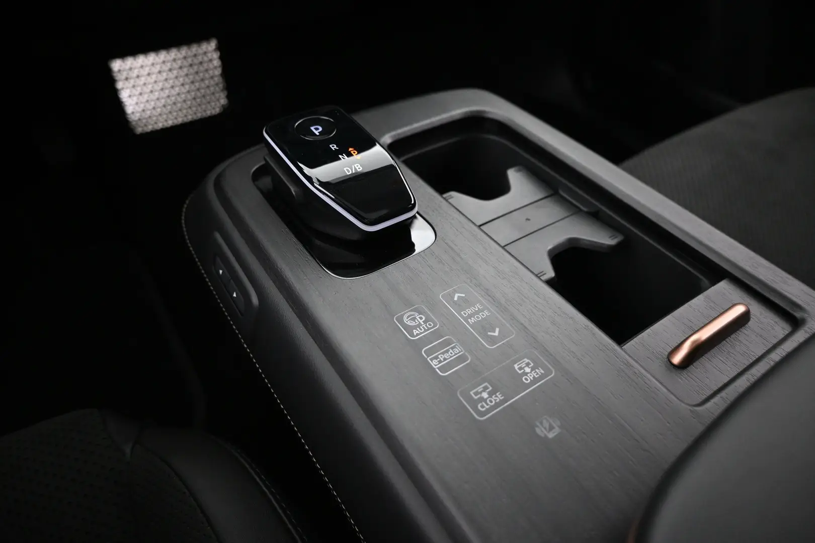 Car Image - 6DFXnV5ZosA8ZgQ8udY5Gt