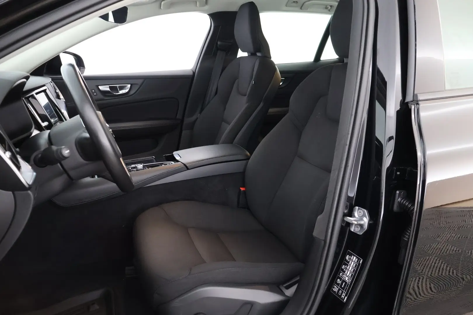 Car Image - 4vkeOyu7VrIBvfNCV3dFZo