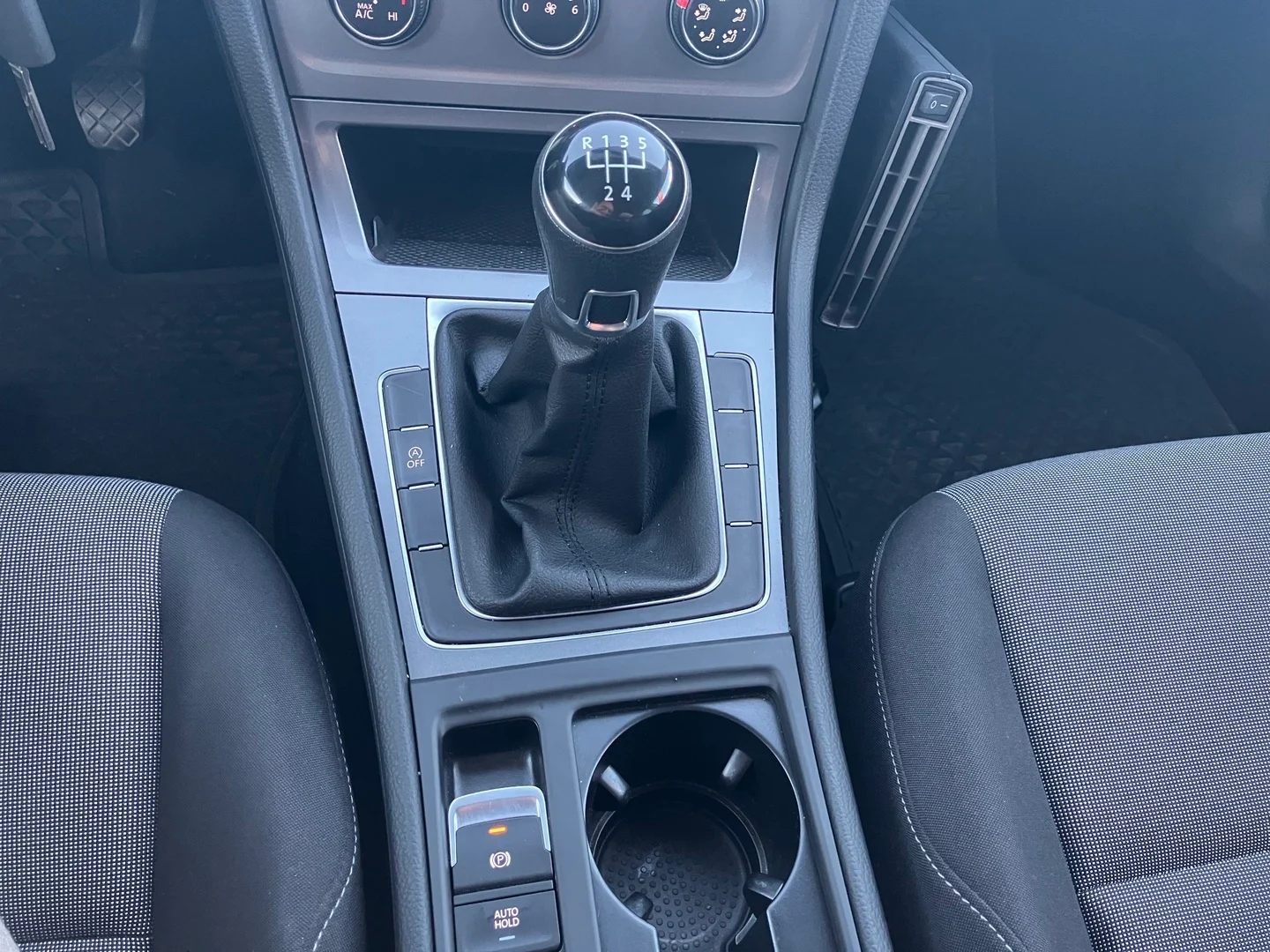 Car Image - 37L0eViZYPzw7DJrv4JSwg