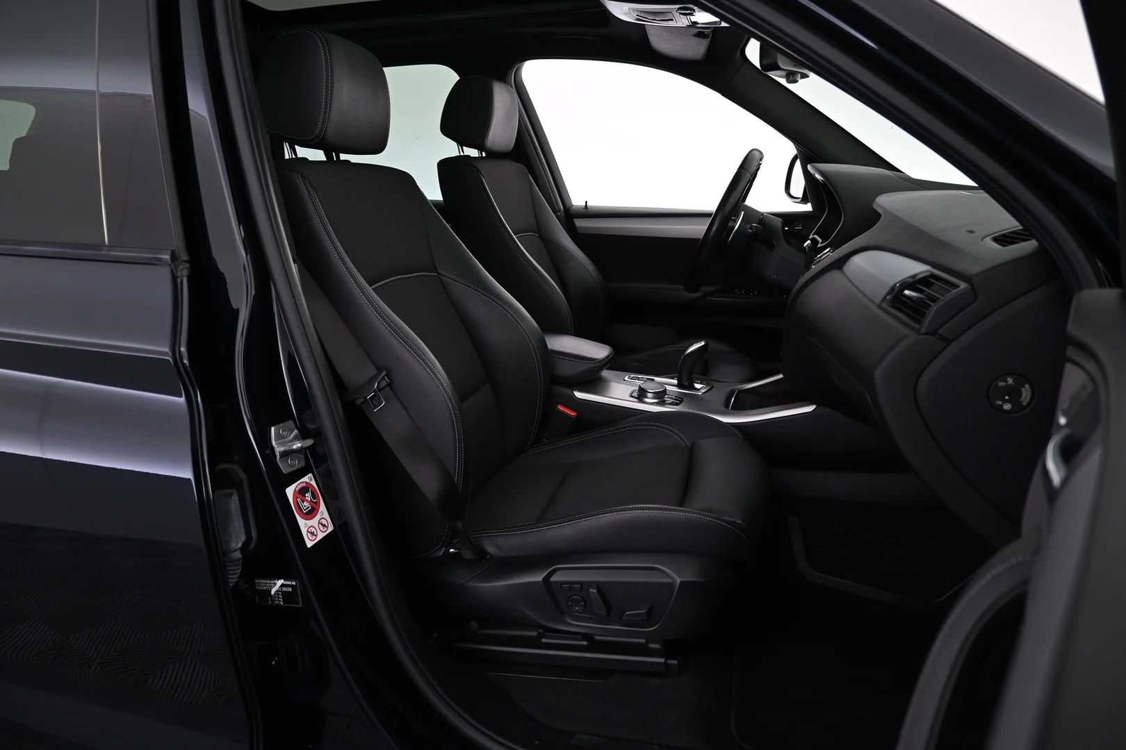 Car Image - 2GL9dq6pNYFWSZHbfxkbY6