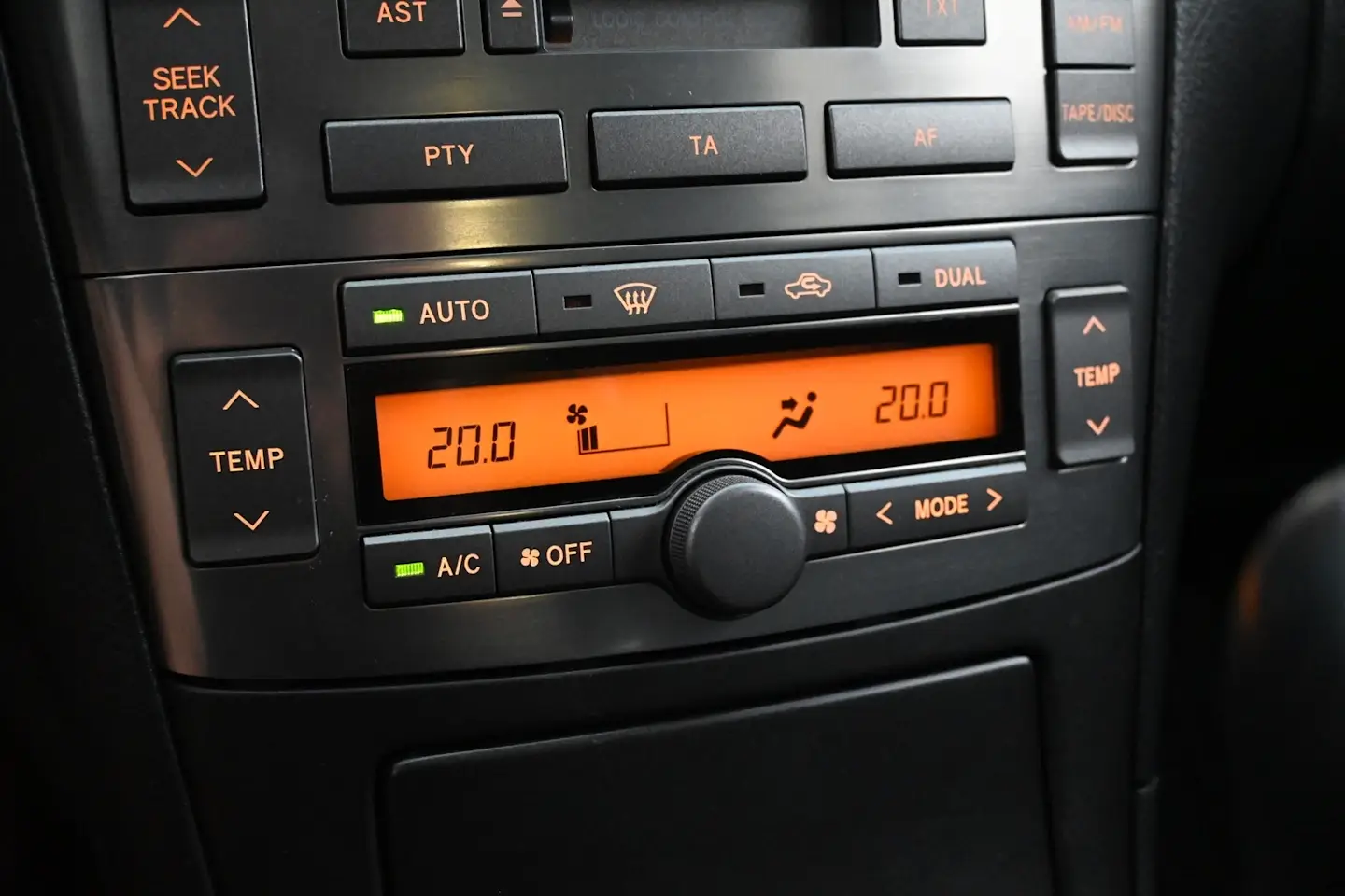 Car Image - 4uJzEmBPRLifdO9qNO5eUN