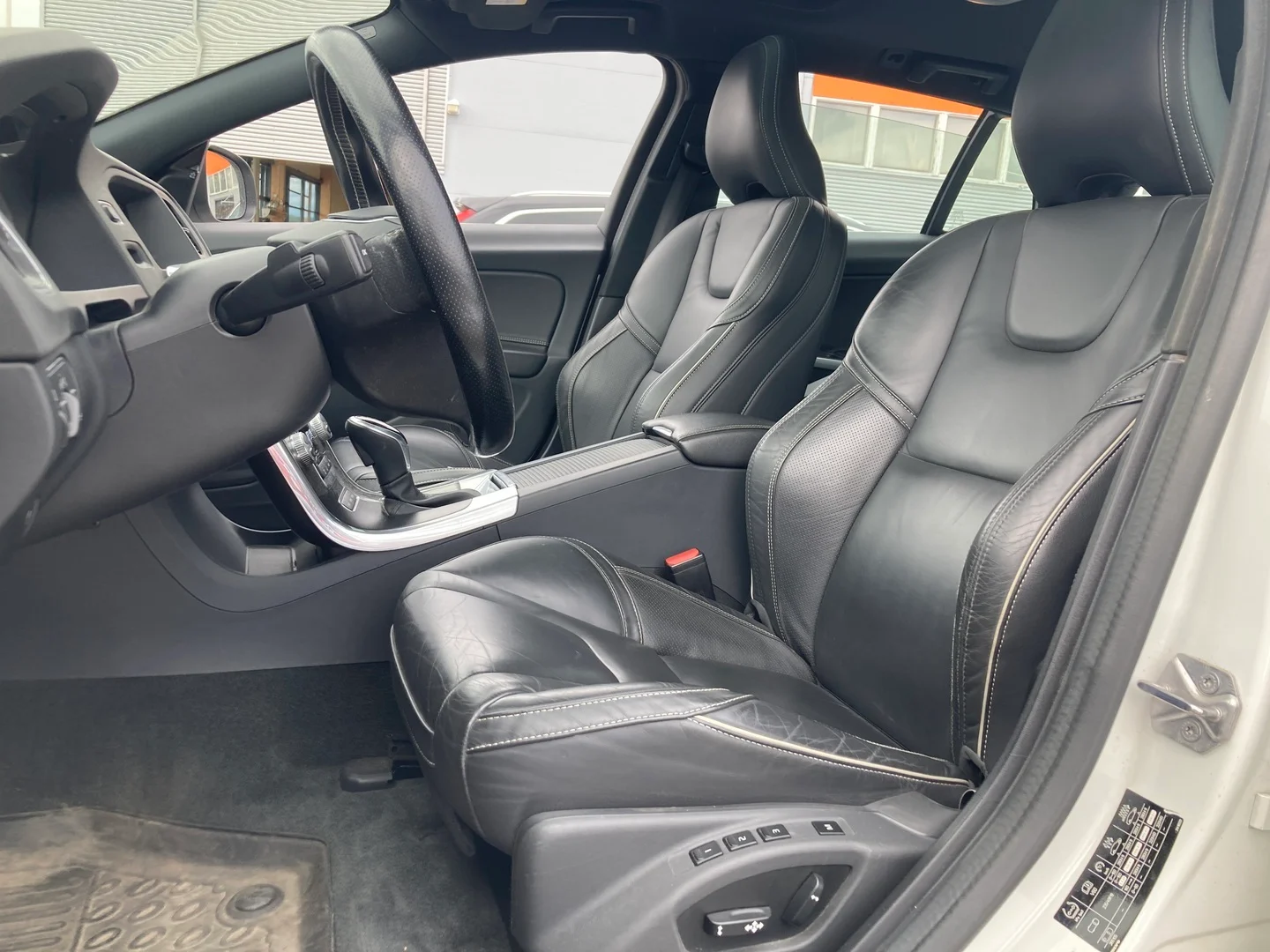Car Image - pupngOuMN8mFNPChCDTc1