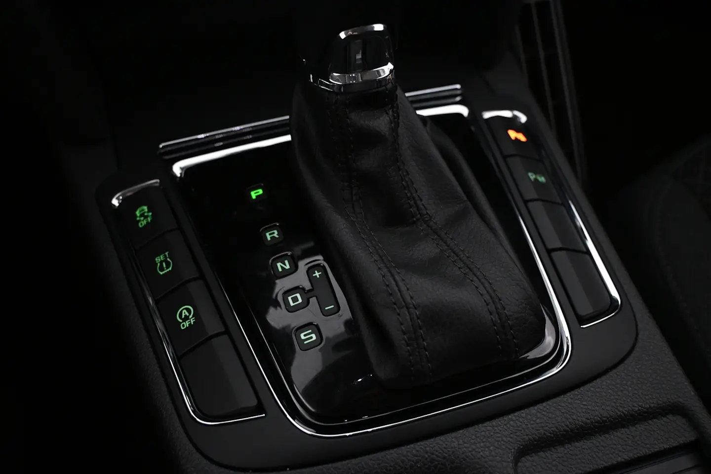 Car Image - 4WLE6v1XhPv6Drqj8eMHpn
