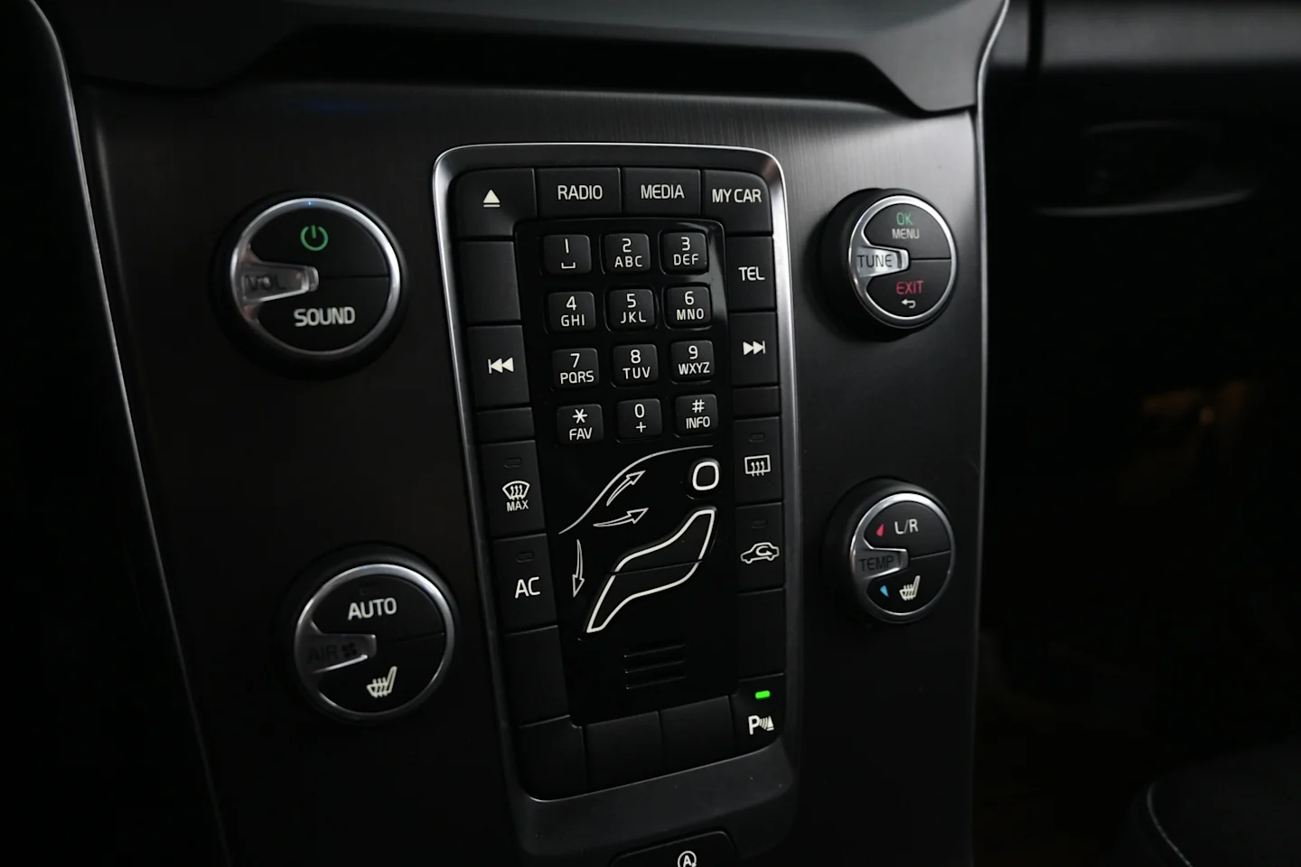 Car Image - 3bEUnd80754nBhfuHwWw1I