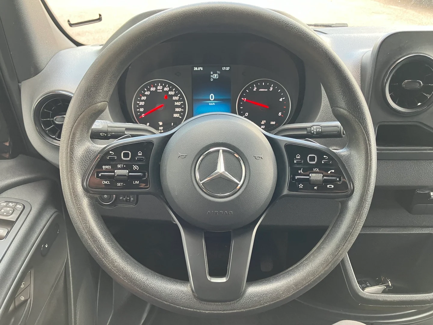Car Image - 2tpI1VsCpC5TG9LUeAUx0Q