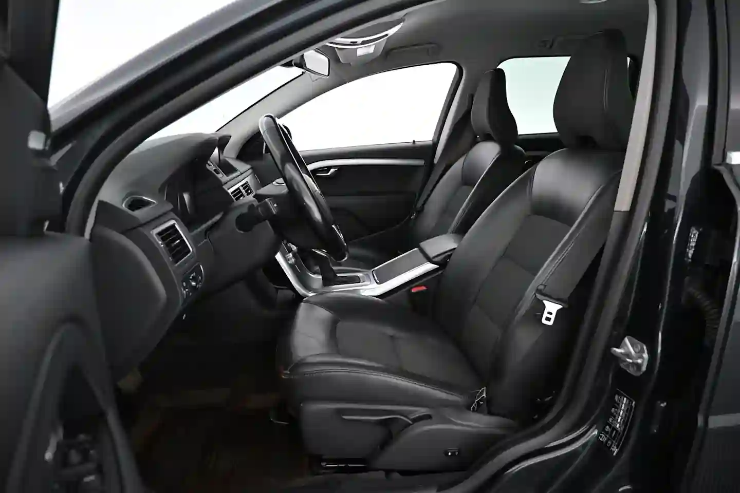 Car Image - 4Z9sYFg5yPwA9Q7q0lM0D8