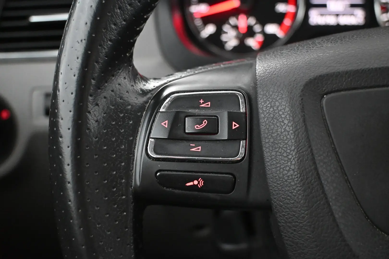 Car Image - 5xdIWzBOo8OG20oylUAsgr