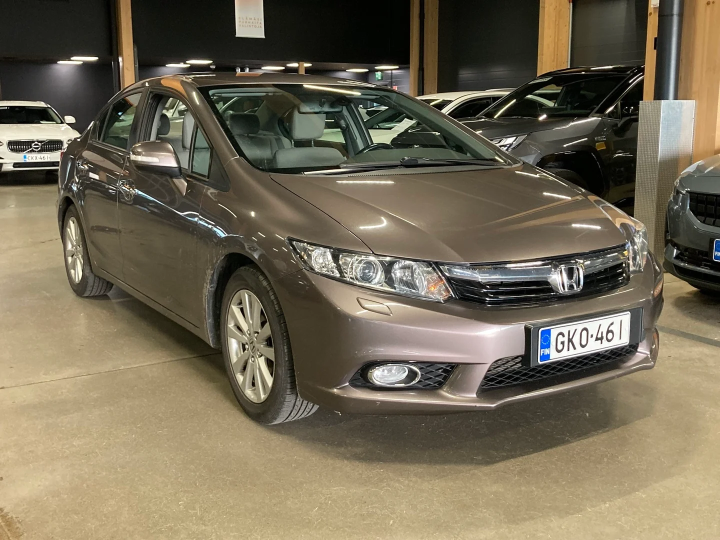 Car Image - 4ImWGTuTC8gXfZ2ZvD1m9B