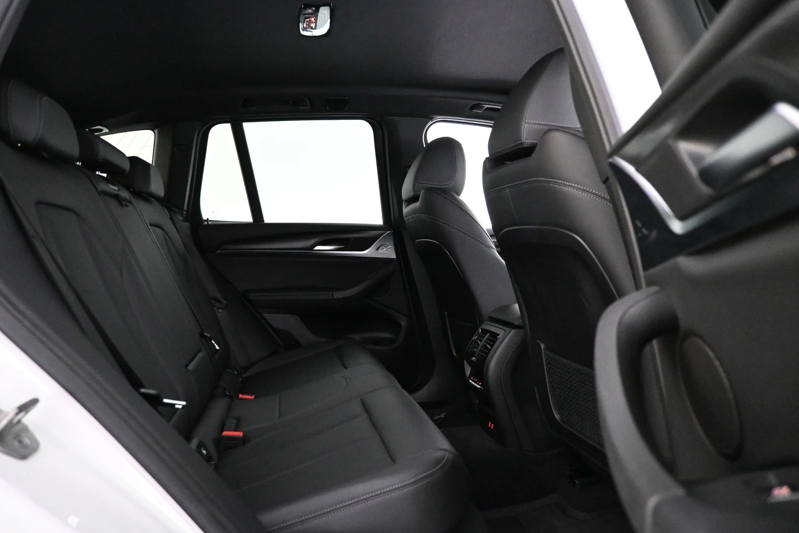 Car Image - hm8UCYkbsZJhA7aWtadbT